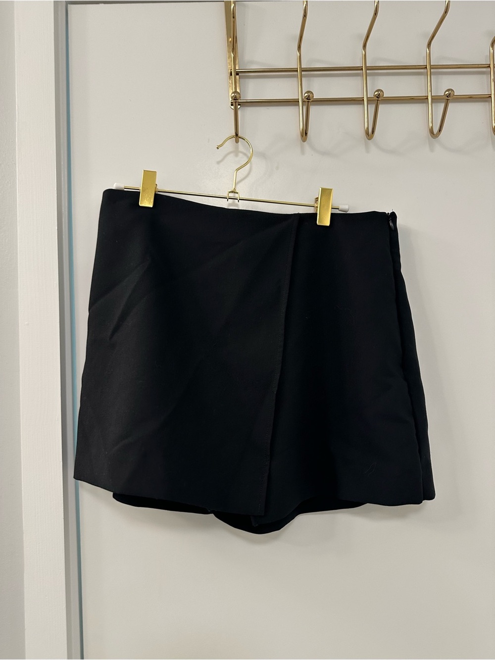 Zara Black Women's Skort Shorts - Classic Versatile Style